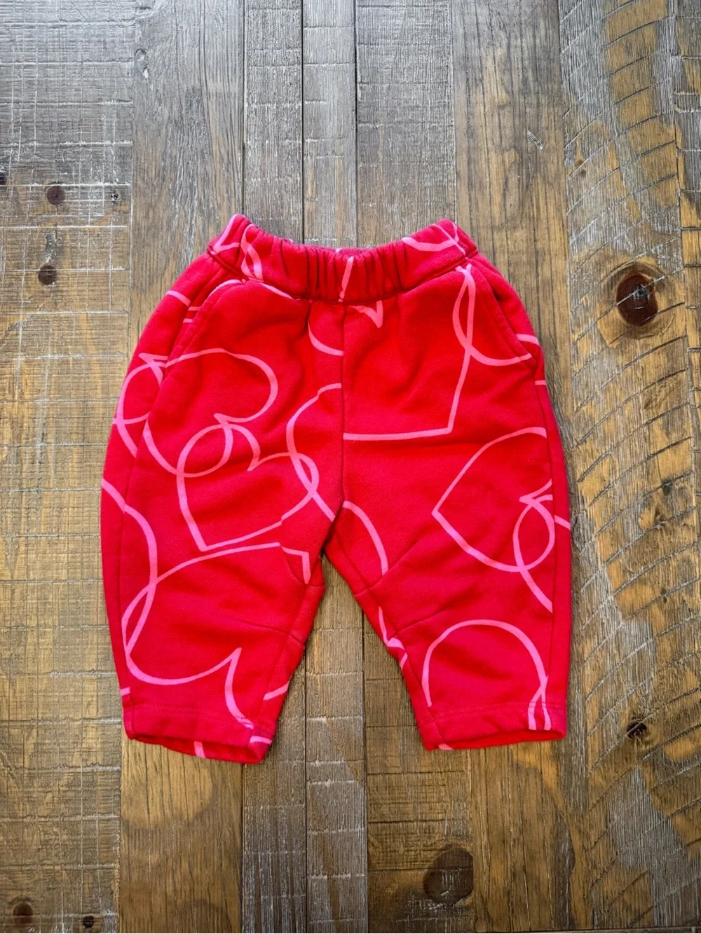 Baby Gap VintageSoft Red Heart Sweatshirt & Sweatpants Set 6–12M